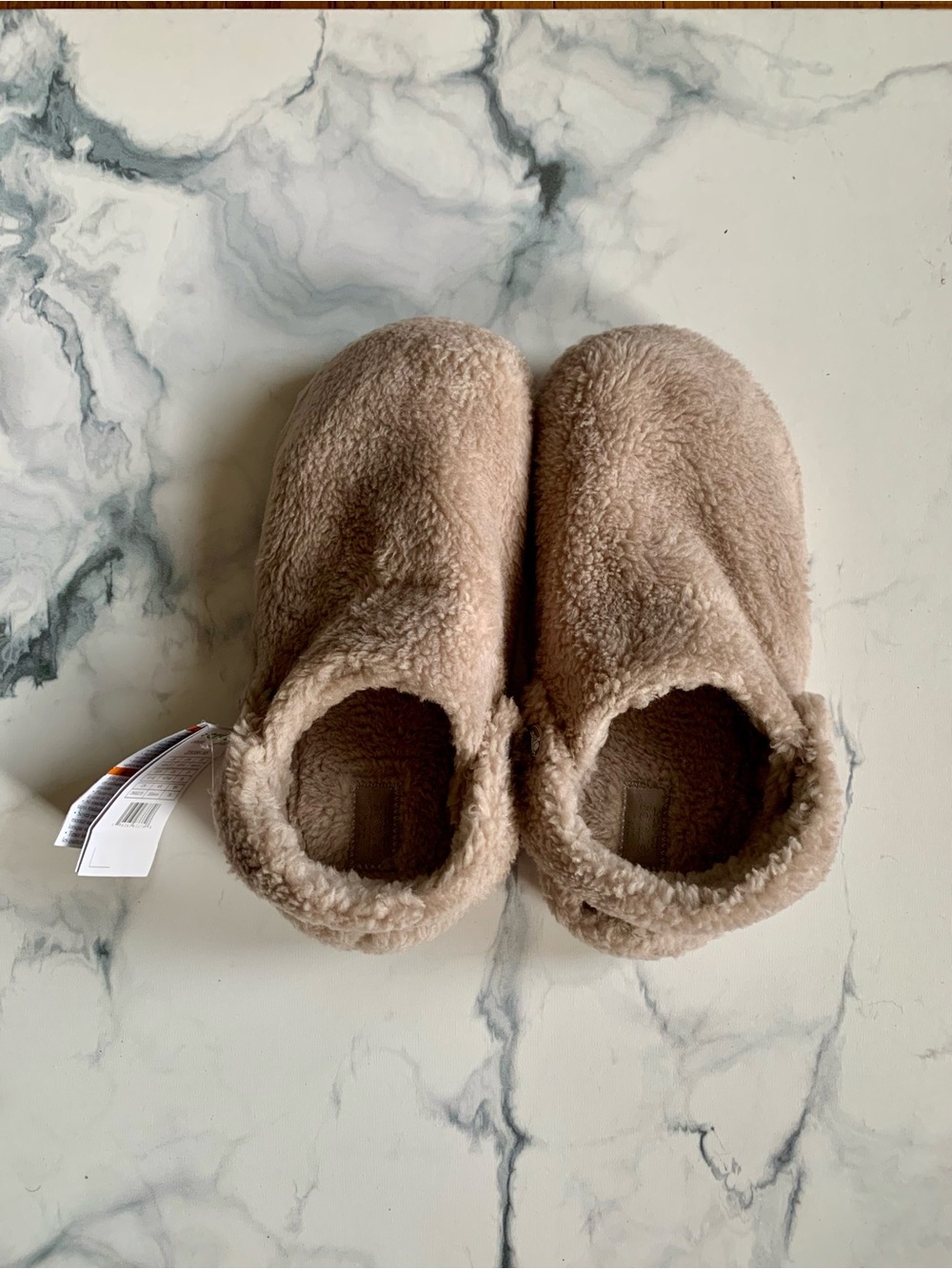 NEW Crocs Classic Cozzzy Lined Fleece Slipper Beige Closed Toe W10 EU 41-42